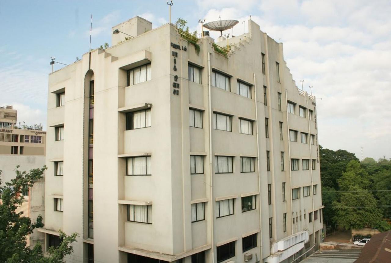 Hotel Park Plaza Madurai Exterior photo