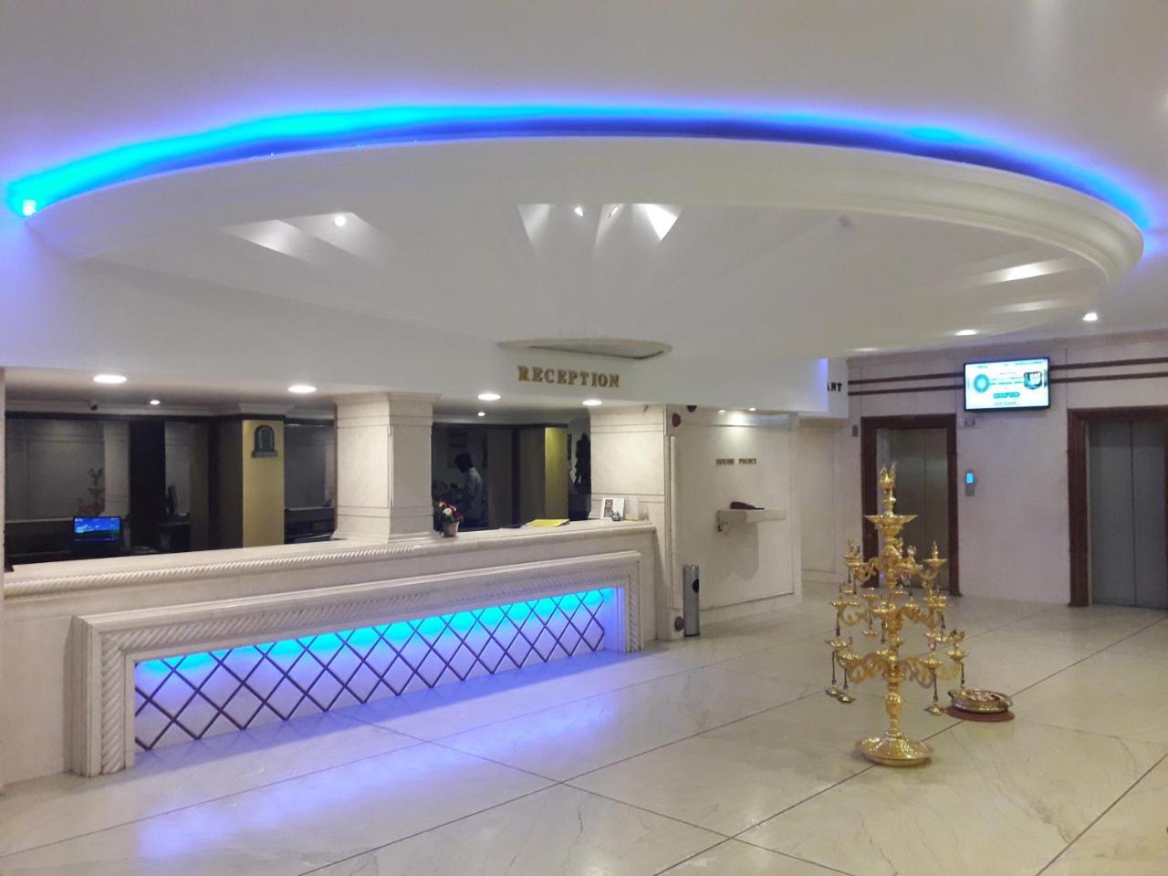 Hotel Park Plaza Madurai Exterior photo